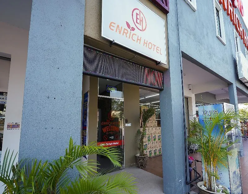 Oyo 43958 Enrich Hotel Kuala Lumpur 2*,